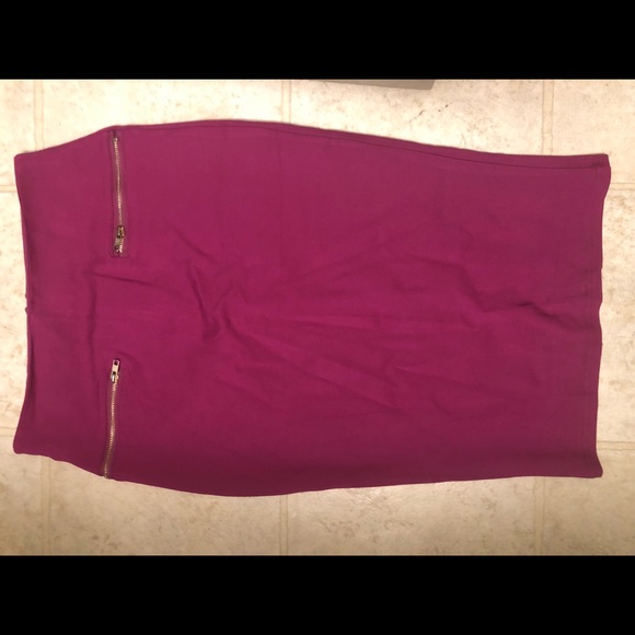 Skirt - Picture 5 of 5